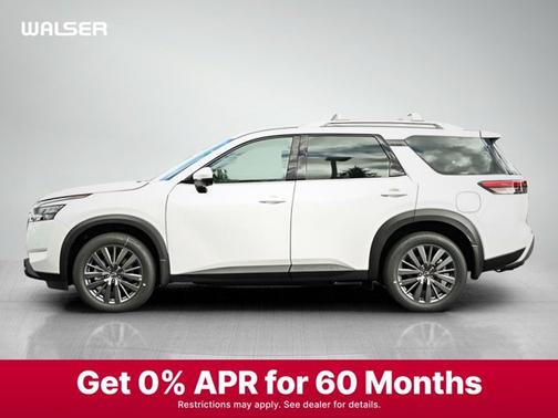 2025 Nissan Pathfinder SL