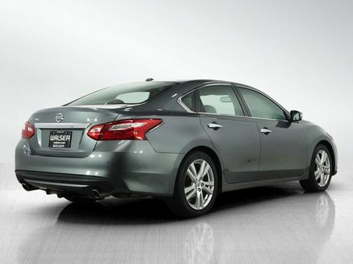 2016 Nissan Altima 3.5 SL