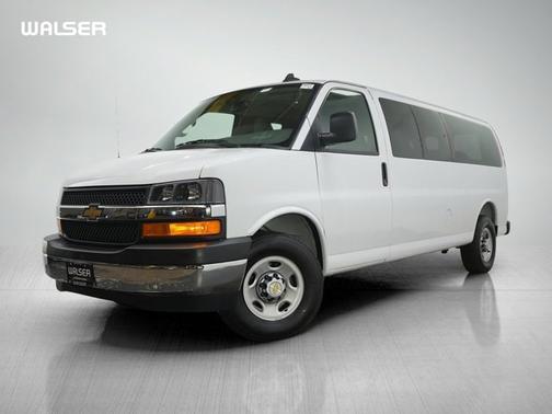 Summit White 2025 Chevrolet Express 3500 LT