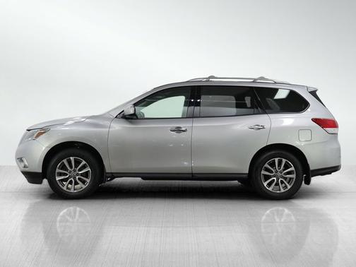 2013 Nissan Pathfinder SV