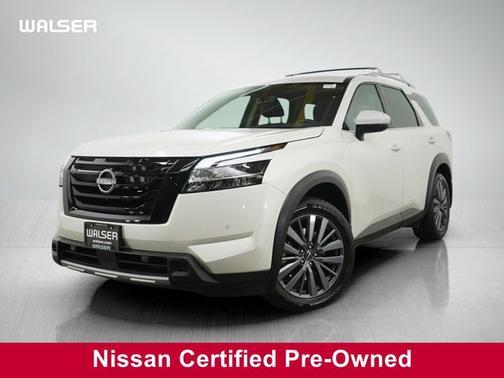 Pearl White Tricoat 2023 Nissan Pathfinder SL