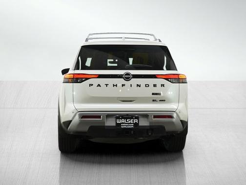 Pearl White Tricoat 2023 Nissan Pathfinder SL