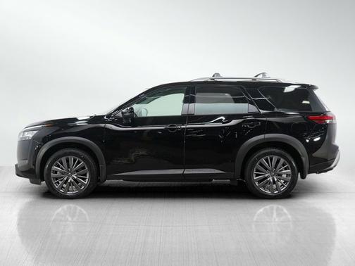 Super Black 2023 Nissan Pathfinder SL
