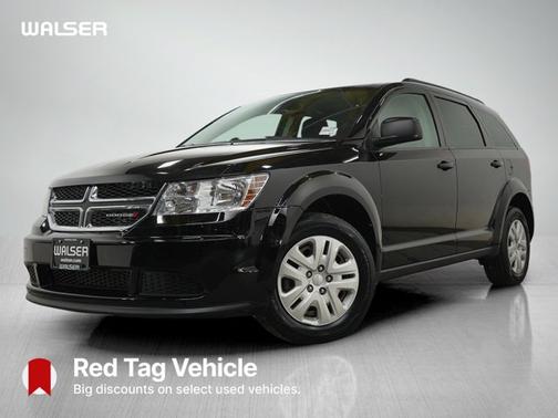 Pitch Black Clearcoat 2020 Dodge Journey SE