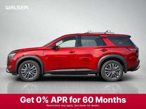2025 Nissan Pathfinder SL
