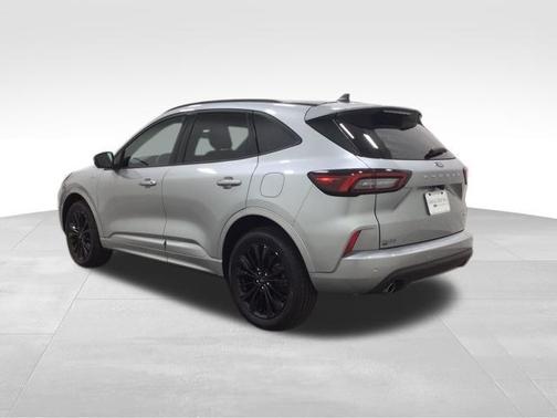 2024 Ford Escape ST-Line Elite