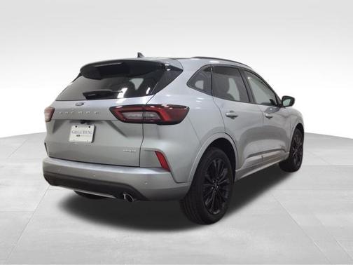 2024 Ford Escape ST-Line Elite