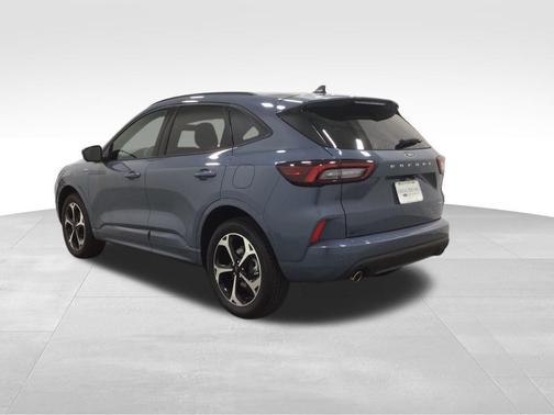 2025 Ford Escape ST-Line Elite