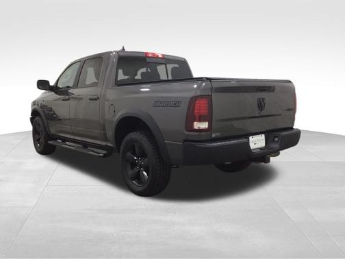 2019 RAM 1500 SLT