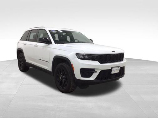 2024 Jeep Grand Cherokee Altitude