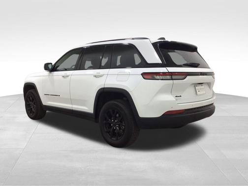 2024 Jeep Grand Cherokee Altitude