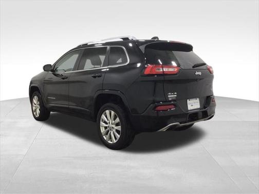 2017 Jeep Cherokee Overland