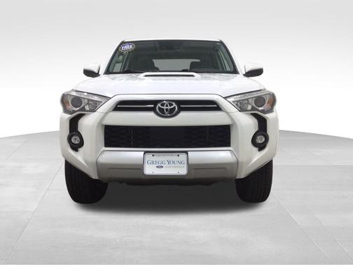 2024 Toyota 4Runner TRD Off Road