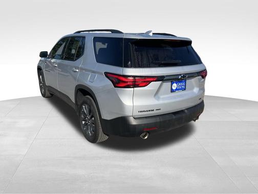 2022 Chevrolet Traverse RS