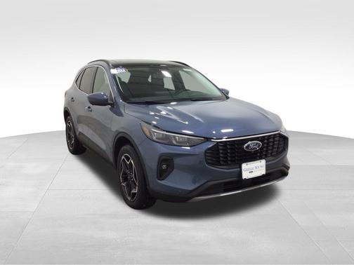 2026 Ford Escape Platinum