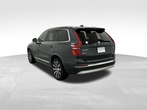2022 Volvo XC90 T6 Inscription