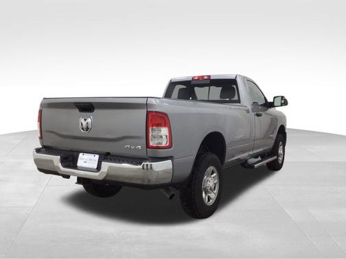 2022 RAM 2500 Tradesman Regular Cab 4x4 8' Box