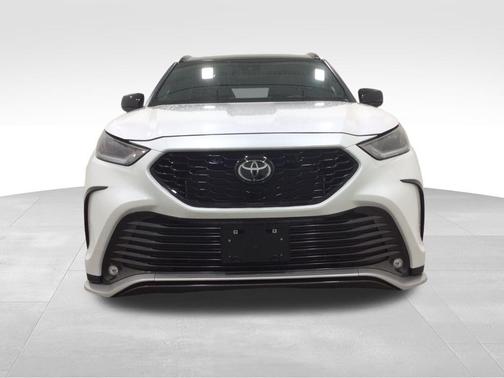 2024 Toyota Highlander XSE