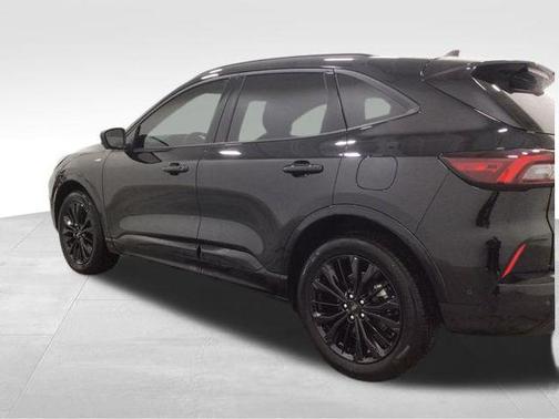 2024 Ford Escape ST-Line Elite
