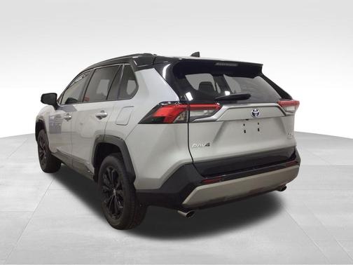 2024 Toyota RAV4 Hybrid SE