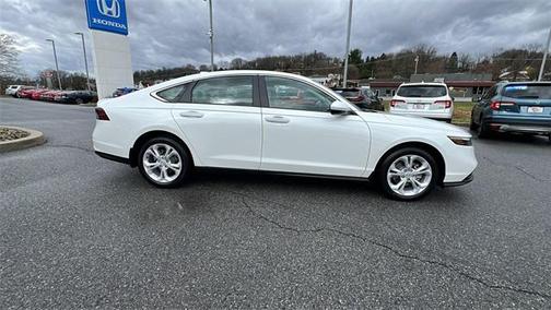 2025 Honda Accord LX 1.5T