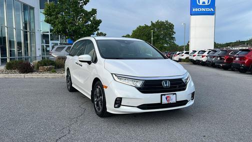 Platinum White Pearl 2023 Honda Odyssey