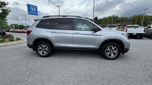2023 Honda Passport AWD TrailSport