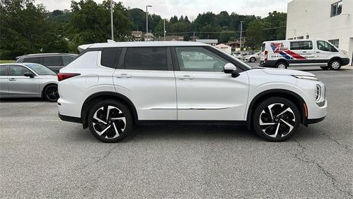 2022 Mitsubishi Outlander ES 2.5 S-AWC
