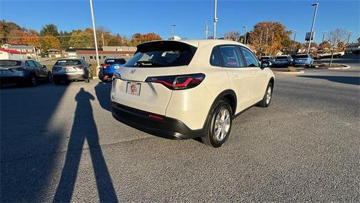 2025 Honda HR-V LX
