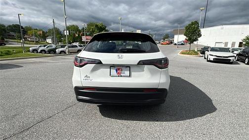 2025 Honda HR-V LX