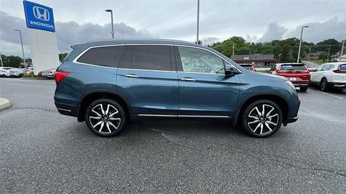 2020 Honda Pilot Touring 8-Passenger