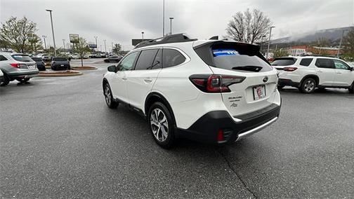 2022 Subaru Outback Touring