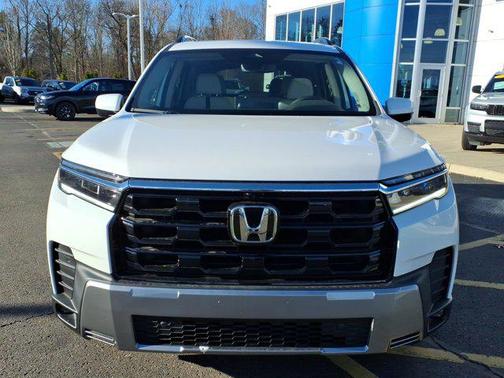 2026 Honda Pilot Touring 8-Passenger