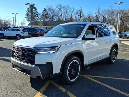 2026 Honda Pilot Touring 8-Passenger
