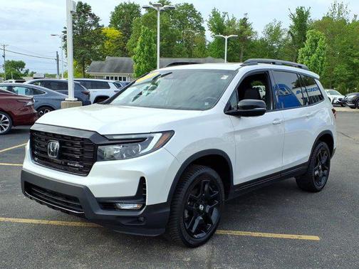 Platinum White Pearl 2024 Honda Passport AWD Black