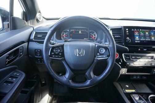 Platinum White Pearl 2024 Honda Passport AWD Black