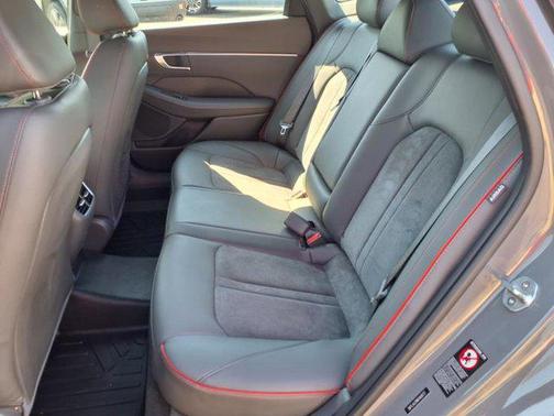 2021 Hyundai SONATA SEL Plus