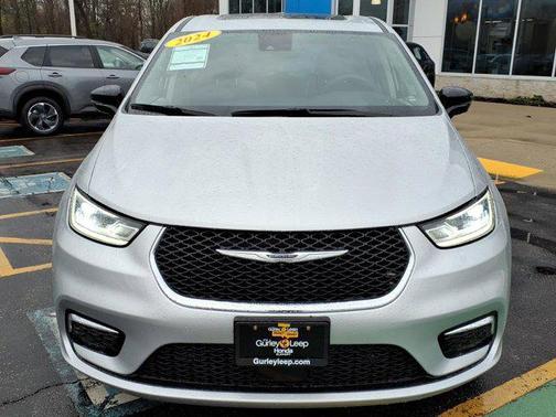 Silver Mist Clearcoat 2024 Chrysler Pacifica Limited