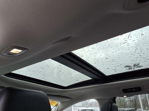 Silver Mist Clearcoat 2024 Chrysler Pacifica Limited