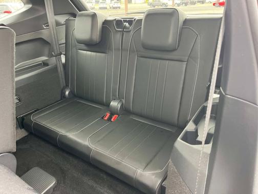 Silver Metallic 2023 Volkswagen Tiguan 2.0T SE R-Line Black