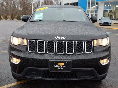 2022 Jeep Grand Cherokee Laredo