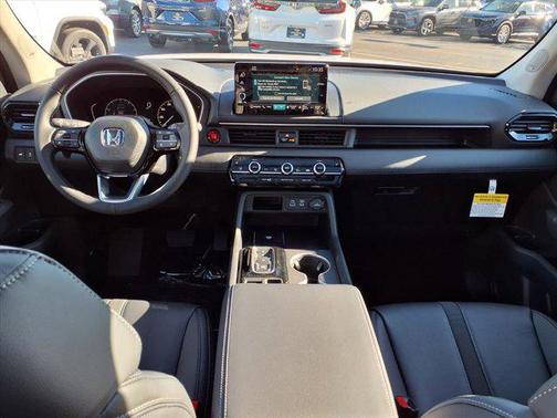 2025 Honda Pilot Touring 8-Passenger