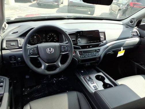Modern Steel Metallic 2026 Honda Ridgeline RTL