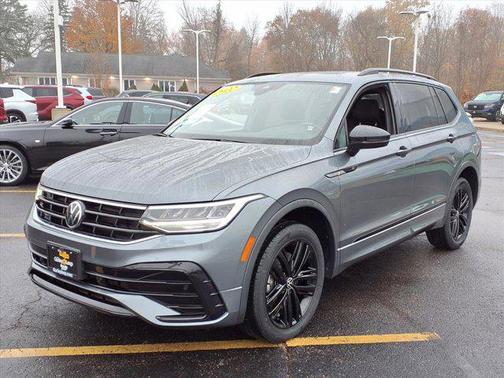 2022 Volkswagen Tiguan 2.0T SE R-Line Black 4MOTION