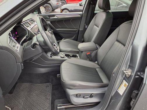 2022 Volkswagen Tiguan 2.0T SE R-Line Black 4MOTION