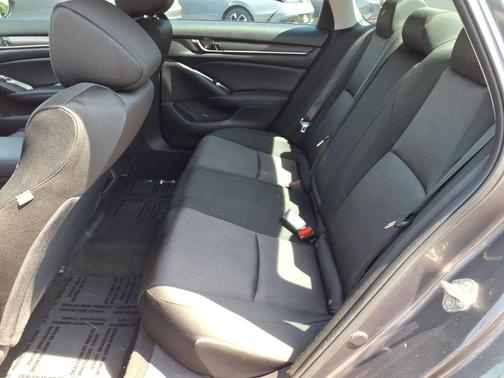 Modern Steel Metallic 2019 Honda Accord LX