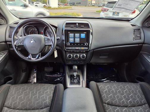 2023 Mitsubishi Outlander Sport 2.0 LE