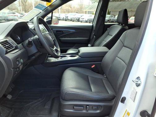 Platinum White Pearl 2025 Honda Passport EX-L