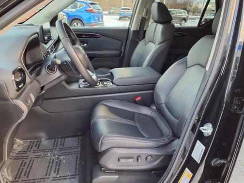 2025 Honda Pilot Touring 8-Passenger