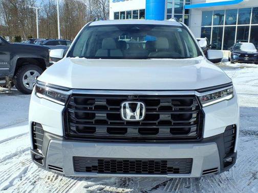 2026 Honda Pilot Touring 8-Passenger